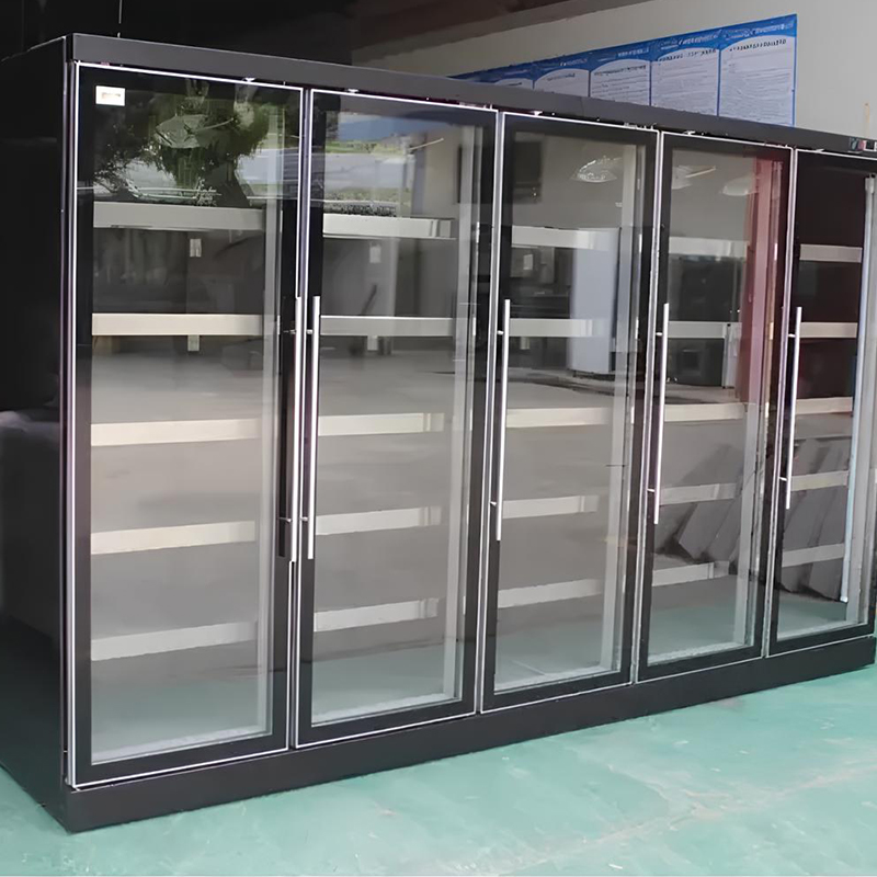 Upright Beverage Refrigerator_5